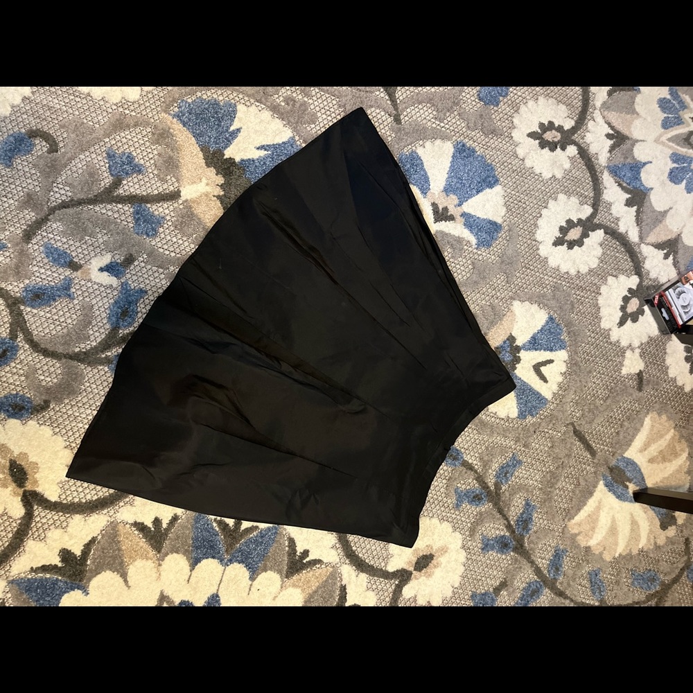 Black taffeta skirt